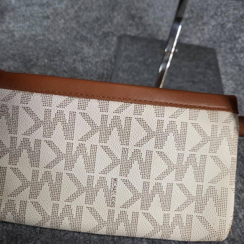 Michael Kors Brown Off White Genuine Leather Signature Logo Belt Bag Fanny Pack - Picture 9 of 16